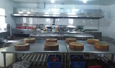 时评丨“明厨亮灶”让食品安全看得见