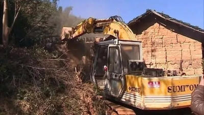 梅县区创新推行“地票”制，换来新农村建设“赞成票”