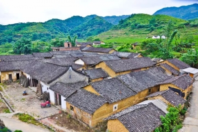 丰顺：擦亮红色丰碑实现绿色发展