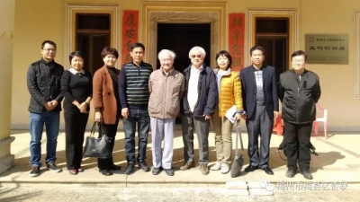 温鸣剑将军后裔回梅观光祭祖
