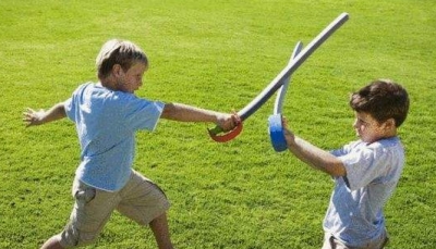 研究显示孩子好斗性格源自遗传 6岁后受环境影响