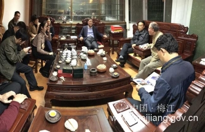 省农科院何秀古副院长率队到梅江区调研农业科技创新工作