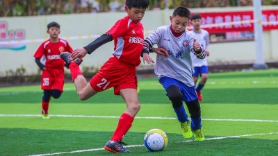 梅县铁汉“海内杯”足球赛落幕  梅县区新城中心小学夺冠