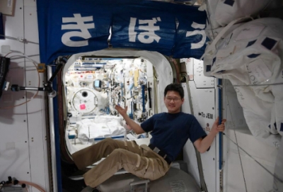 神奇！日本宇航员在外太空3周长高9cm