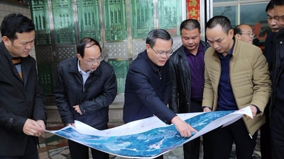 曾永祥率队到留隍镇调研：全力加快国家特色小镇建设