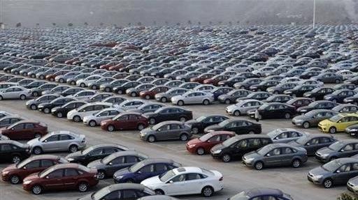 全年卖出2887.89万辆！2017年我国汽车产销量同比增长超3%