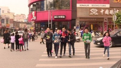 华城66条斑马线将装摄像头 斑马线前礼让行人你做得到吗