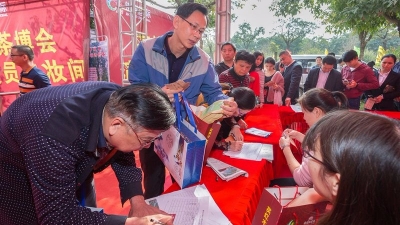 逛展还能抽大奖！梅州首届茶博会优惠多多真过瘾