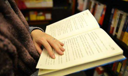 蕉岭县青少宫举行“阅读推广进校园”活动