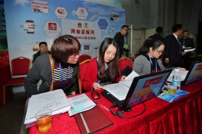 记者看两会丨各县电视台聚焦市人代会