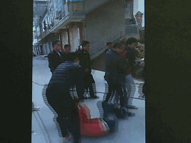 龙村镇潭溪村村民阻挠“民生工程”，行政拘留十天！