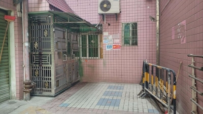 追踪丨无证私设电梯的梅城小区“知错了”：已填埋电梯井