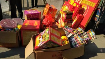 非法销售、燃放烟花爆竹，丰顺、梅县两男子被拘