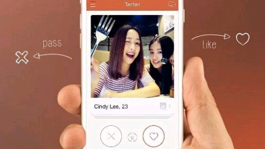 陌陌收购探探100%股权，加码女性社交版图