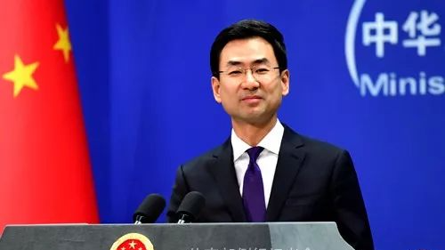 春晚某小品涉“种族歧视”？外交部回应：挑拨是徒劳的