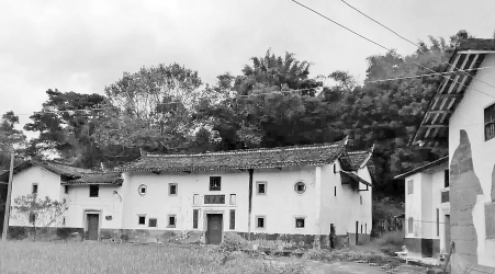 陈彬：潜伏敌群抗日锄奸建功勋