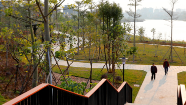 五华：春节前滨江公园开放 河东北堤通车