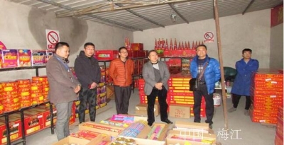 古熠到长沙镇慰问困难党员并检查节前安全生产工作