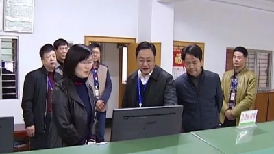 何小娟到兴宁市广播电视台开展节前安全检查