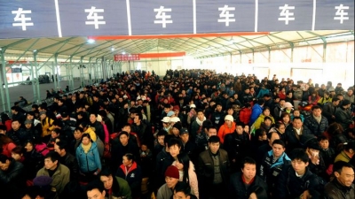 2018春运一线：铁路返程客流持续高位运行