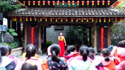 感受特色小镇的客家情怀——梅州日报小记者客家小镇采风活动侧记