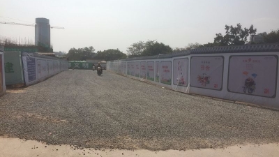 追踪丨梅城楼下塘“泥浆路”路况有所改善