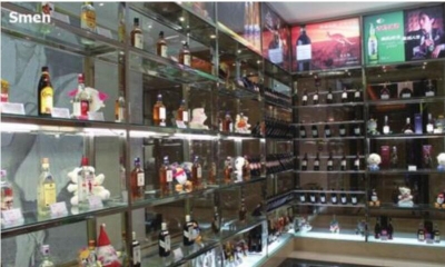 春节临近我市酒水销售迎来消费旺季，高端白酒成今年热点