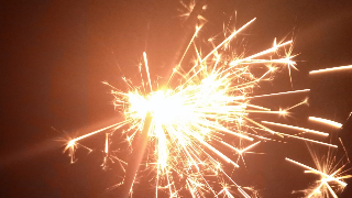 云南烟花爆竹零售点除夕发生燃爆：3死5伤1人失踪