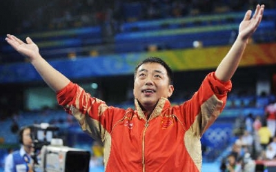 刘国梁“改行”当解说　推广乒乓初心不变