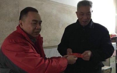 梅江区外事侨务局、侨联联合开展春节慰问活动