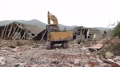 文福镇整治禁养区生猪养殖污染  共关闭养殖场1200多户