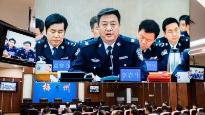 陈俊钦：以奋斗者的姿态全面开展扫黑除恶专项斗争