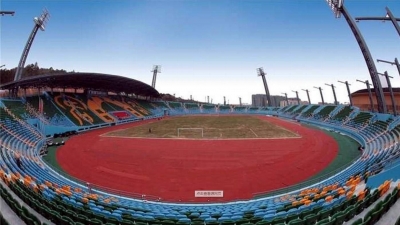 市领导检查2018赛季中甲联赛开幕式准备工作