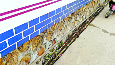 巩卫曝光台丨梅城五里亭路面污水横流