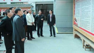 梅州市推动党史进基层工作现场会与会人员 到蕉岭县政务服务中心考察