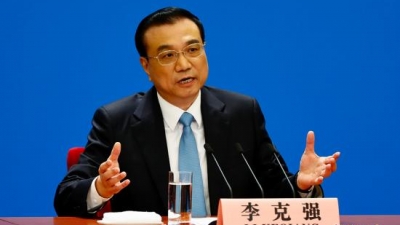 李克强见记者：回应外界关切 给出民生“定心丸”
