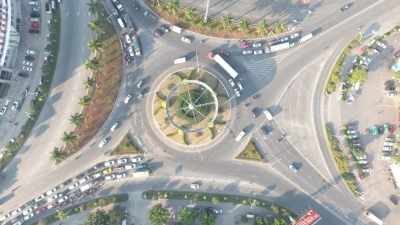 @梅州司机  梅城锭子桥红绿灯正优化改造，请注意慢行