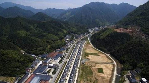 代表委员谈脱贫攻坚：这一仗我们必须赢！