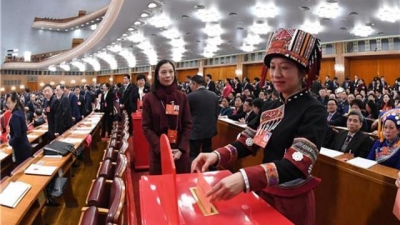 宪法修正案表决通过！关于修宪的重大意义，人民日报这篇社论说透了