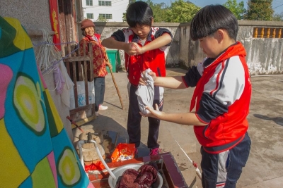 粤东少林文武学校开展雷锋月系列活动 