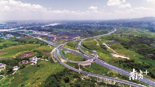 大潮高速公路建设稳步推进  2018年计划完成投资35亿元