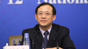 人大代表喊话刘士余:高管年薪几百万公司不分红,咋办?