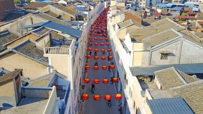 朱国城检查元宵活动筹备工作 确保活动安全有序