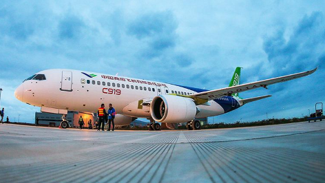 C919总设计师吴光辉代表：第三架国产大飞机年底前首飞