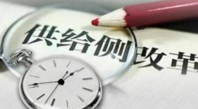 李克强说，五年来坚持以供给侧结构性改革为主线　经济结构加快优化升级