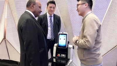 当联合国副秘书长遇到梅州机器人，他们会聊些啥？