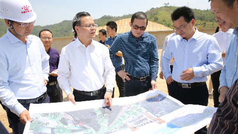 曾永祥、廖茂忠率队调研丰顺县城区重点市政项目建设情况