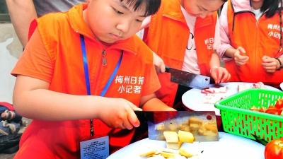 小记者钟宇航作品丨当一回“小厨神”