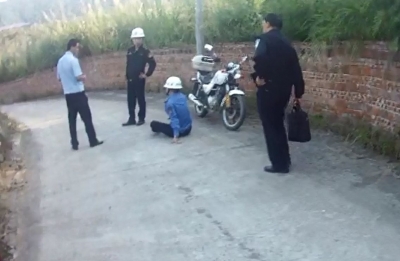 阻碍执行公务 殴打城管人员！梅江区一村干部被拘留