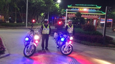 梅县公安成立“铁骑队”  上路执法执勤